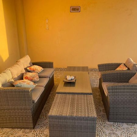 Residence Adja Binta Kane Sour Дакар Экстерьер фото