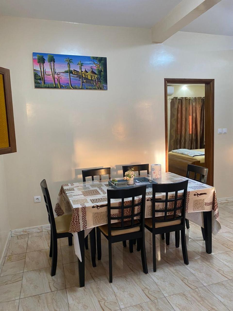 Residence Adja Binta Kane Sour Дакар Экстерьер фото